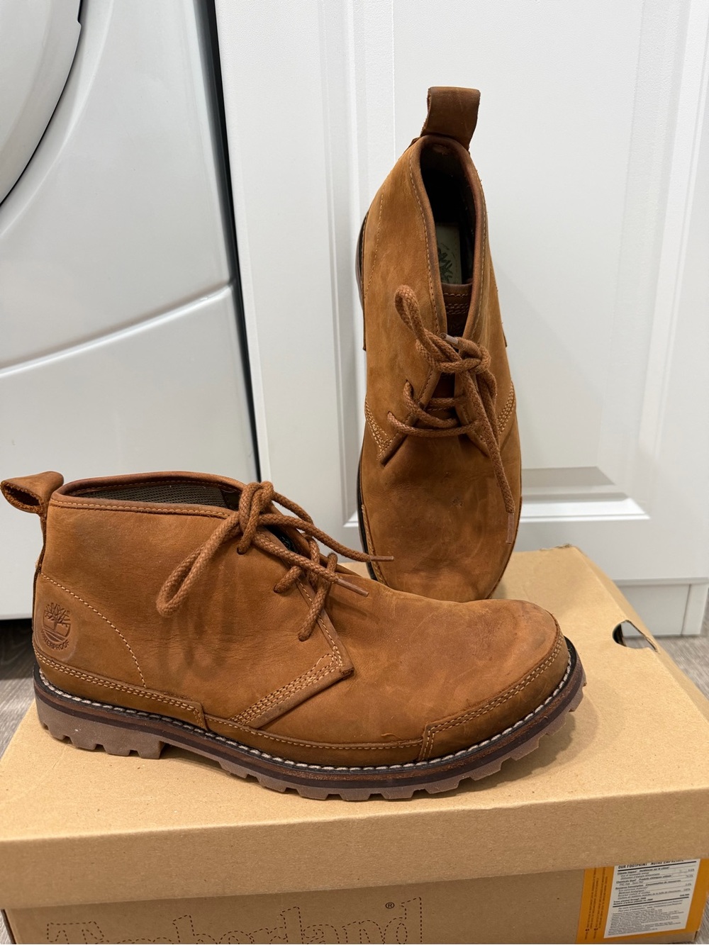 Timberland Men’s Tan Suede Chukka Lace-Up Boots